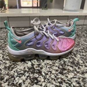 Size 7.5 - Nike Air VaporMax Plus Easter W